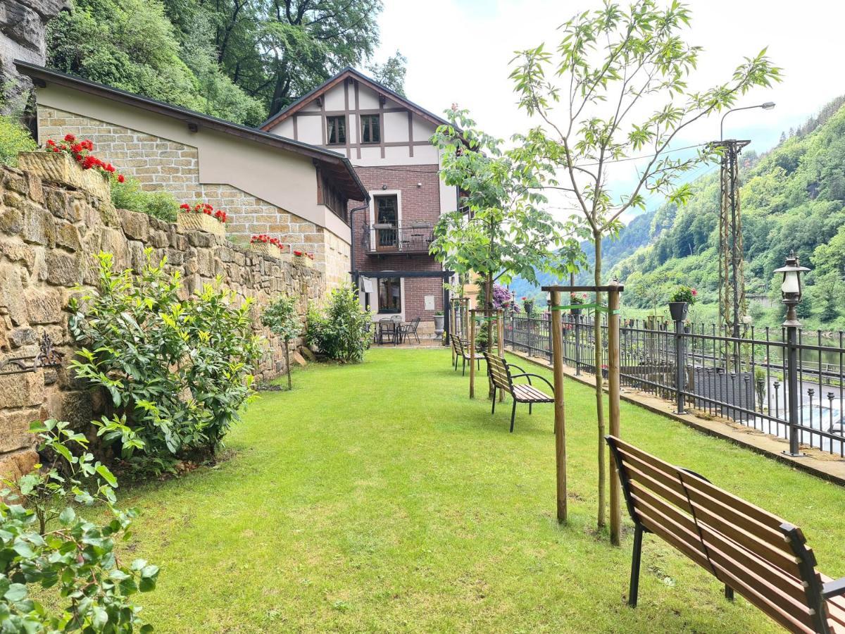 Labsky Dvur Apartman Hřensko Kültér fotó