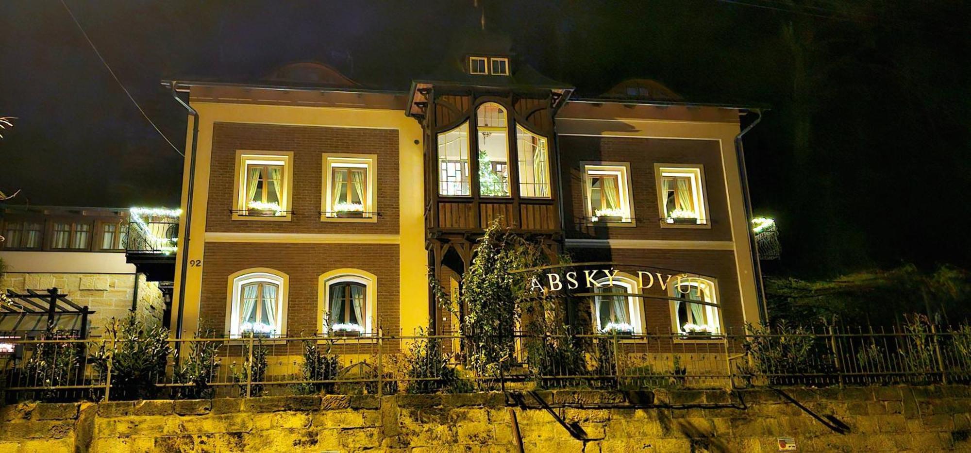 Labsky Dvur Apartman Hřensko Kültér fotó